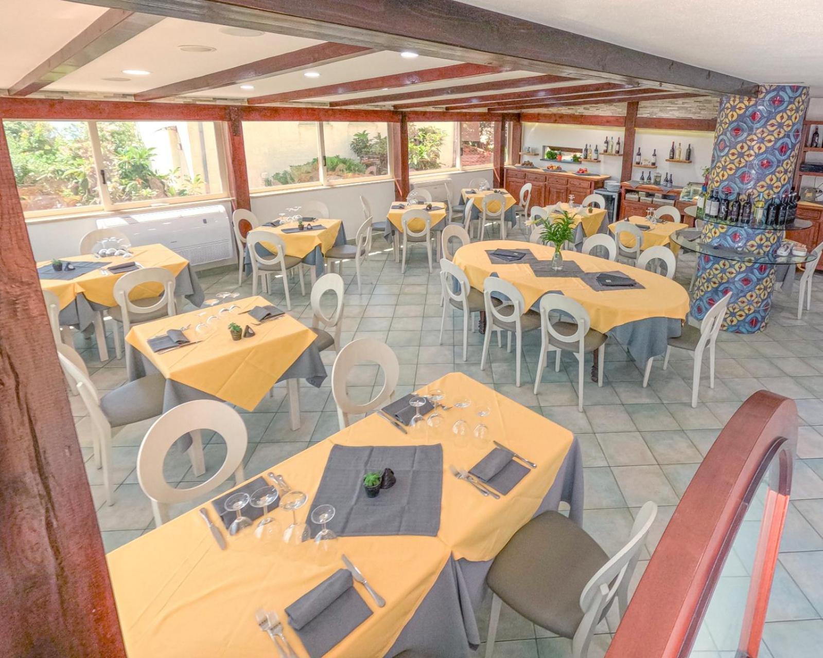 Hotel La Playa Cala Gonone Exterior foto