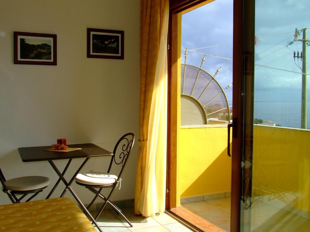 Hotel La Playa Cala Gonone Zimmer foto